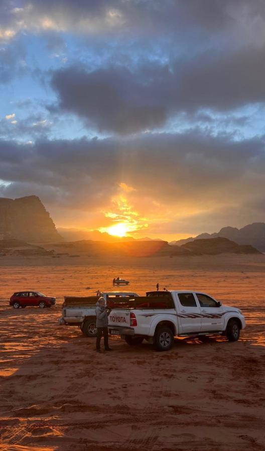 Wadi Rum Sunset Camp Экстерьер фото